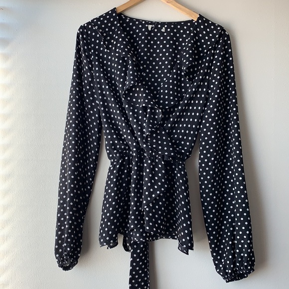 Black and white polka dot Blouse - Picture 2 of 8